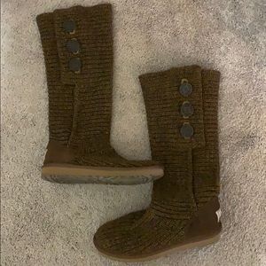 Brown knit Ugg boots